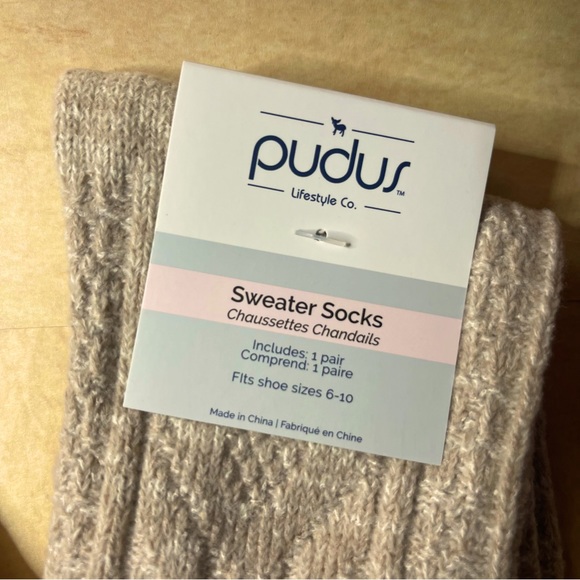 NWT Pudus Lifestyle Co. Sweater socks - Picture 2 of 2